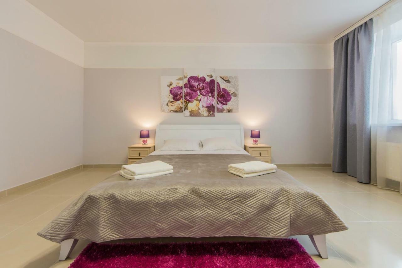 Apartments Kiev Ngoại thất bức ảnh