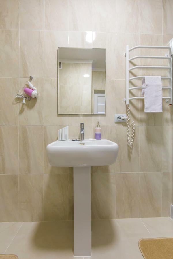 Apartments Kiev Ngoại thất bức ảnh
